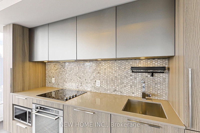 85 Wood Toronto,ON M4Y 0E8 — Photo 14