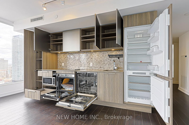 85 Wood Toronto,ON M4Y 0E8 — Photo 17