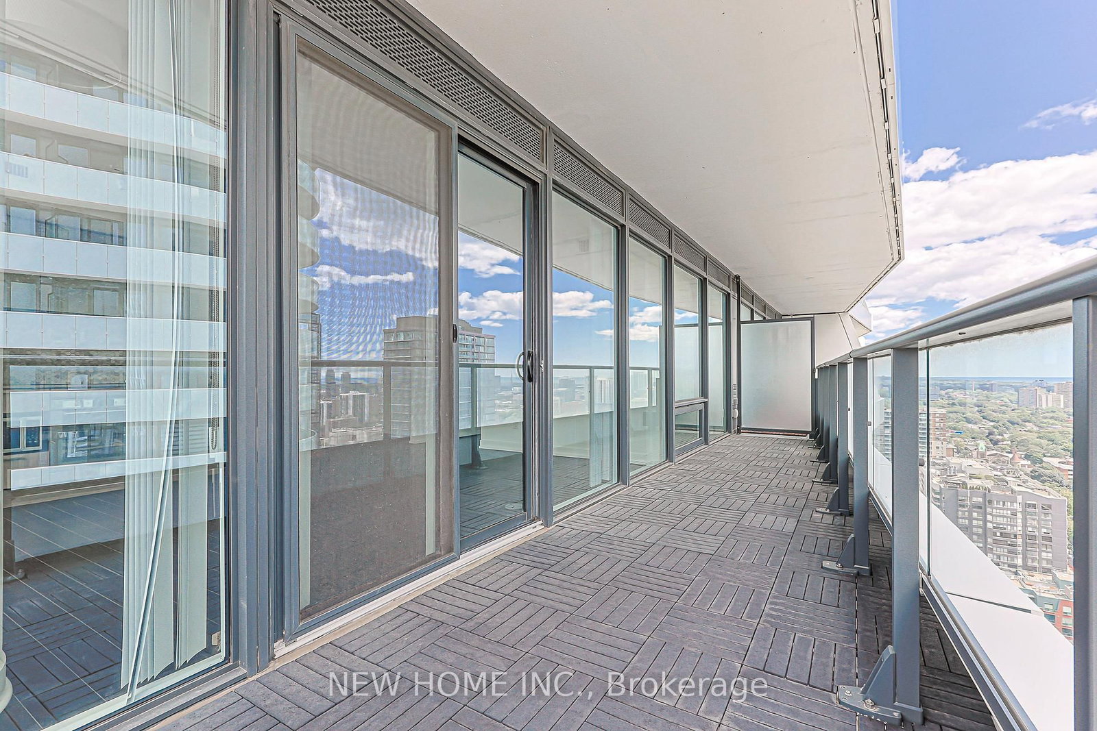 85 Wood Street • #3303 • Toronto, ON photo 21