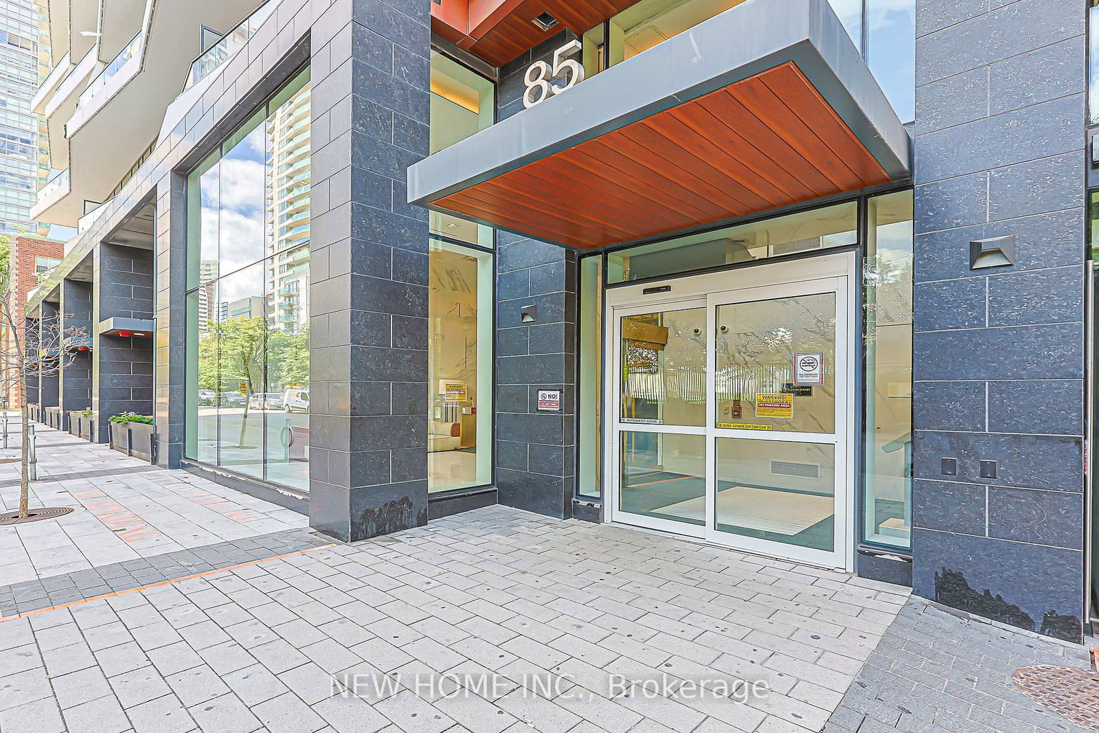 85 Wood Street • #3303 • Toronto, ON photo 3