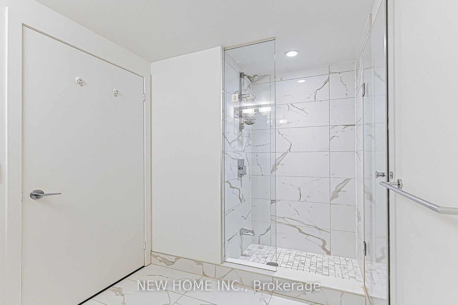 85 Wood Street • #3303 • Toronto, ON photo 35