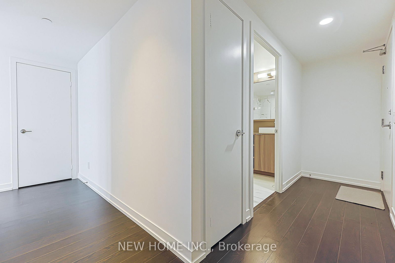 85 Wood Street • #3303 • Toronto, ON photo 9