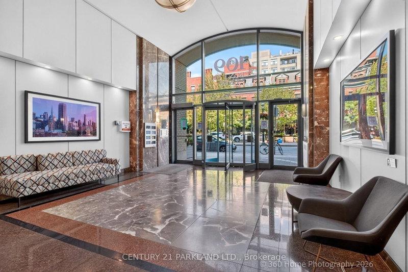 609 - 109 Front Street E
