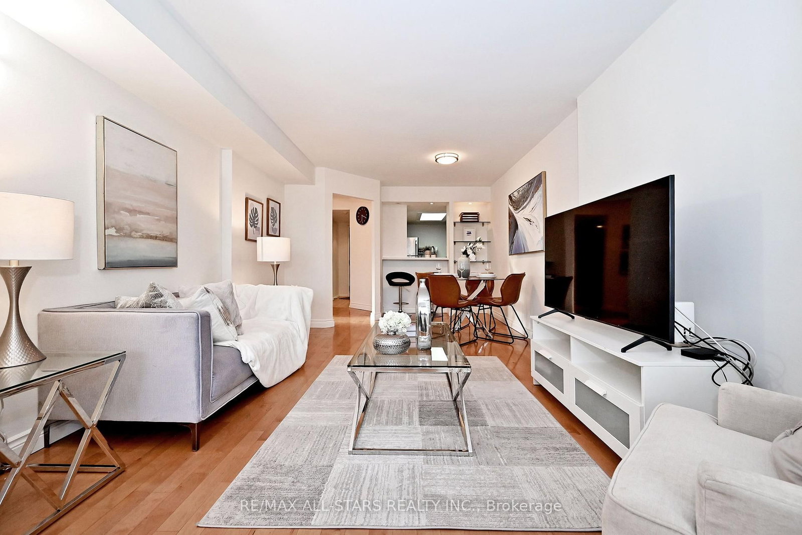 15 Maitland Place • #2112 • Toronto, ON photo 10