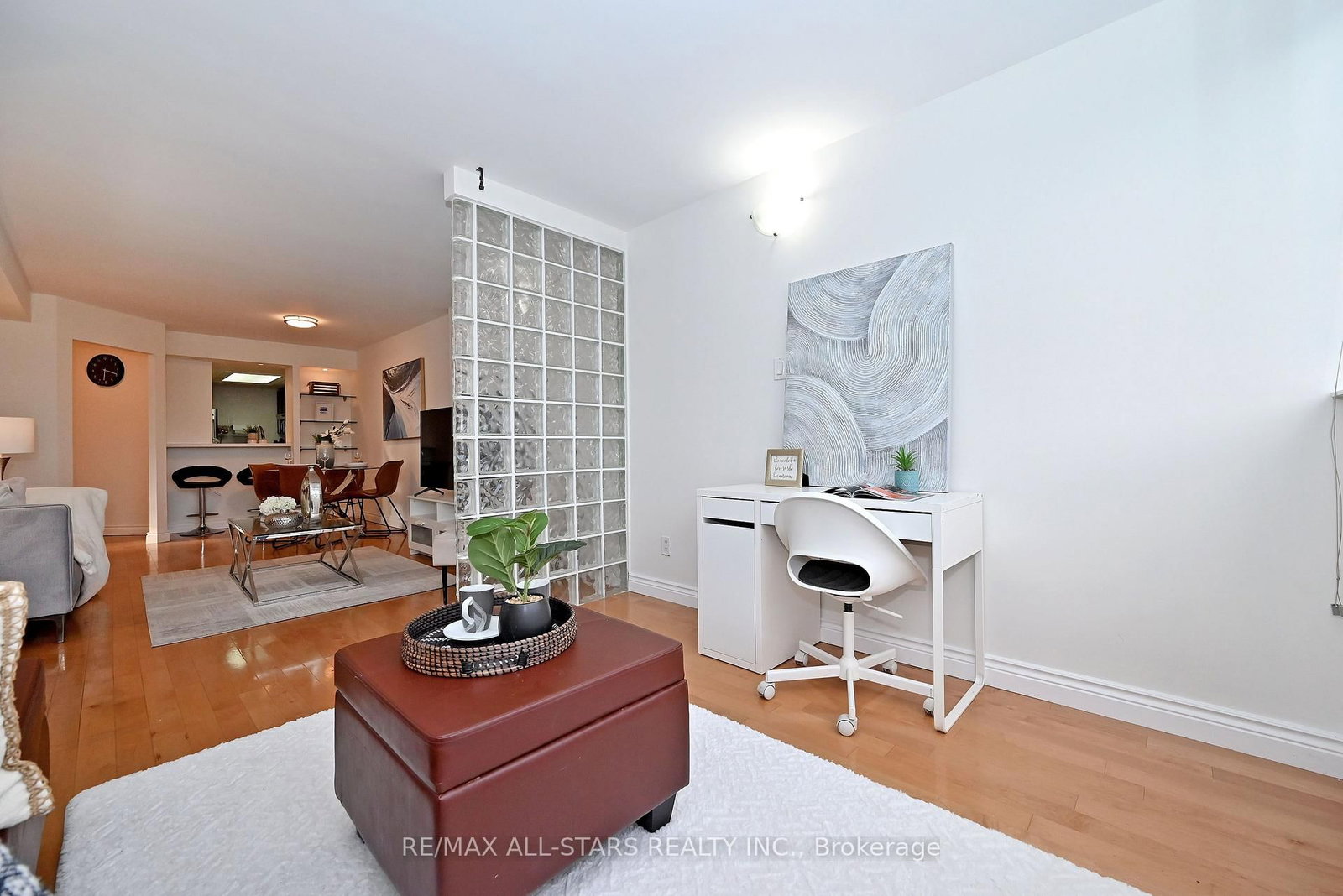 15 Maitland Place • #2112 • Toronto, ON photo 11