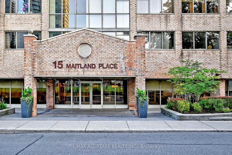 2112 - 15 Maitland Place