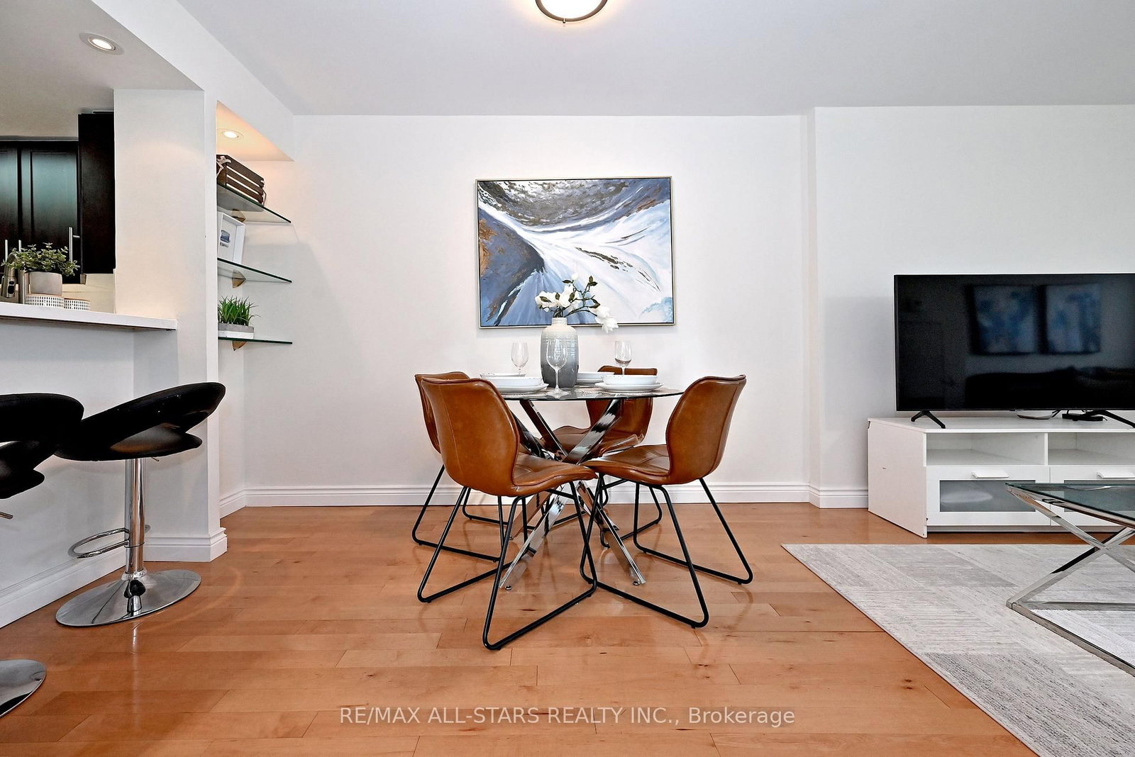 15 Maitland Place • #2112 • Toronto, ON photo 8