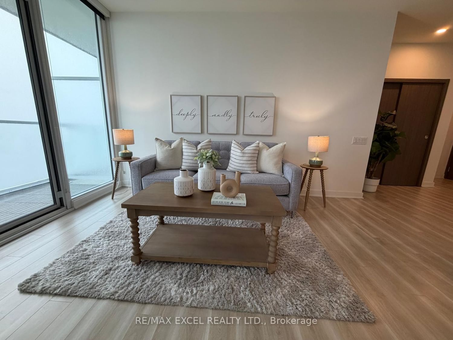 17 Bathurst Street • #4606 • Toronto, ON photo 1