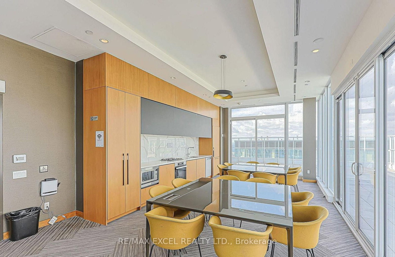17 Bathurst Street • #4606 • Toronto, ON photo 21