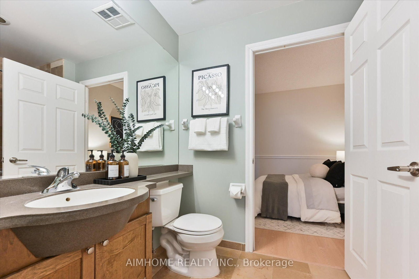 763 Bay Street • #4505 • Toronto, ON photo 11