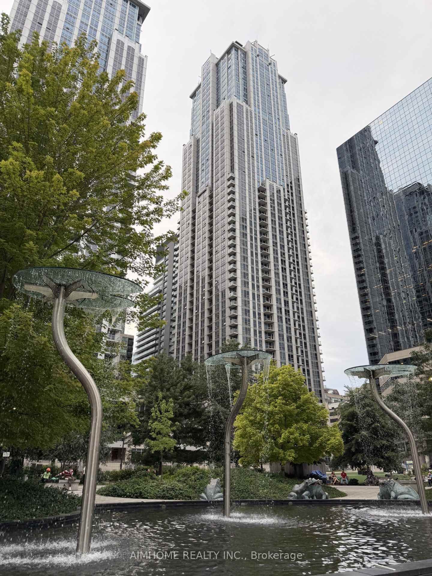 763 Bay Street • #4505 • Toronto, ON photo 26