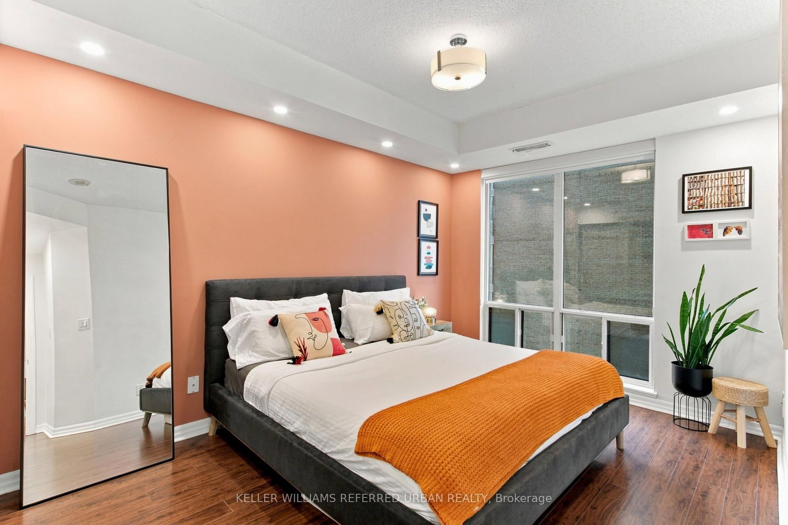300 Bloor Street E • #1809 • Toronto, ON photo 17