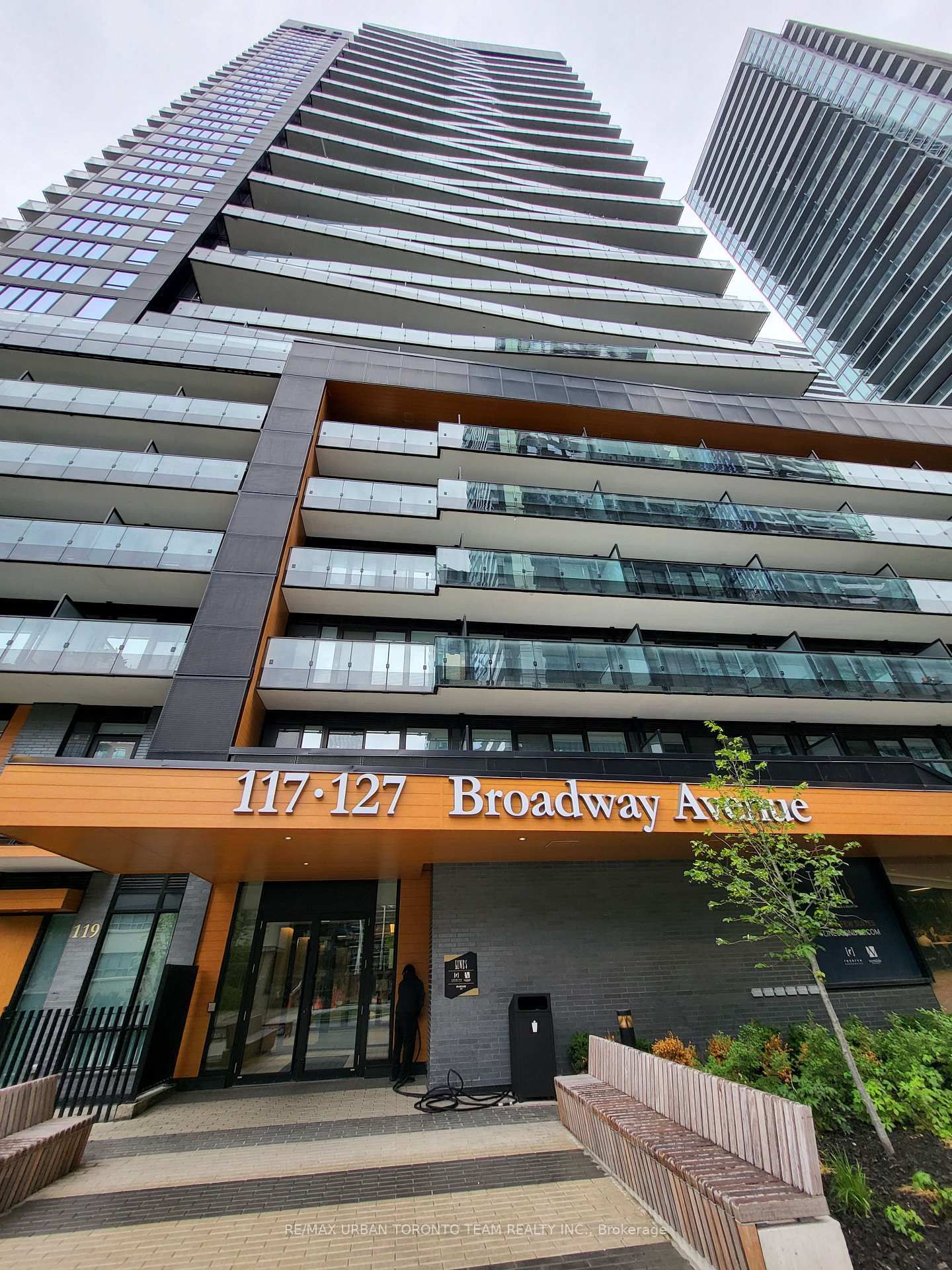 Condo for lease at 3305-127 Broadway Avenue, Toronto, Ontario, M4P 1V4 - Mount Pleasant West - MLS: C13729650