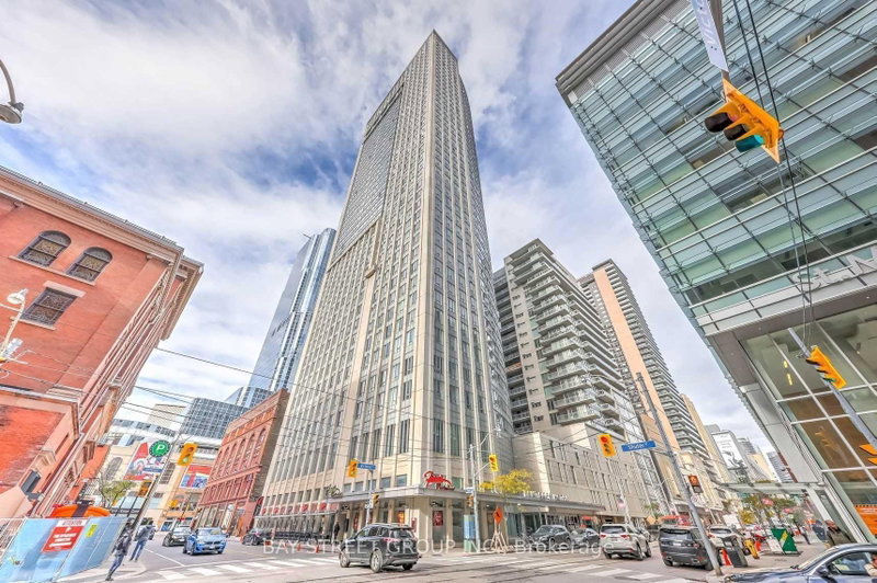 2006 - 210 Victoria Street