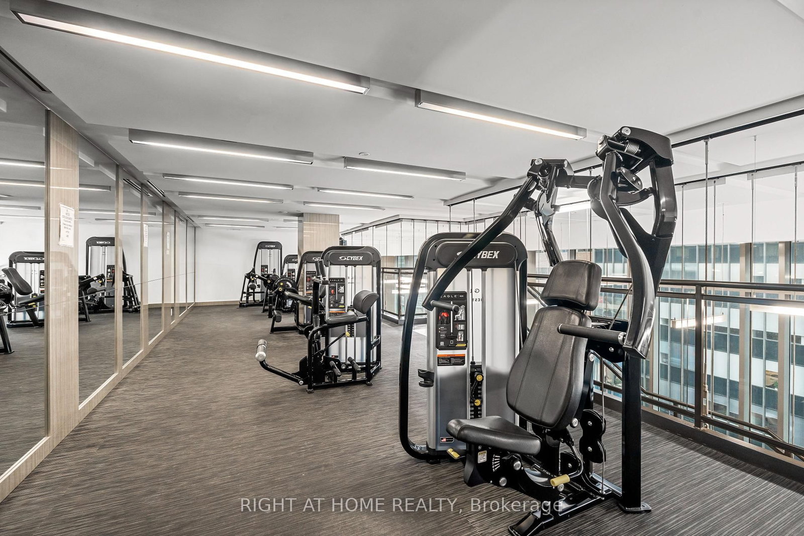 89 Dunfield Avenue • #2306 • Toronto, ON photo 21