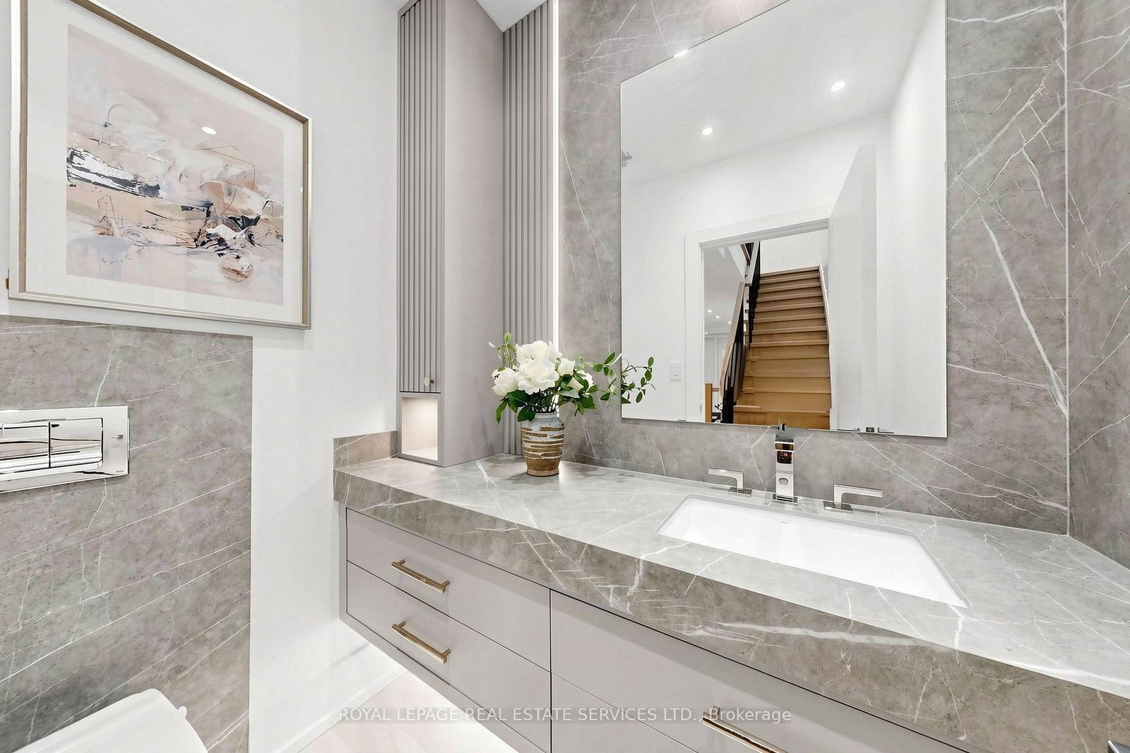 383 Melrose Avenue • Toronto, ON photo 15