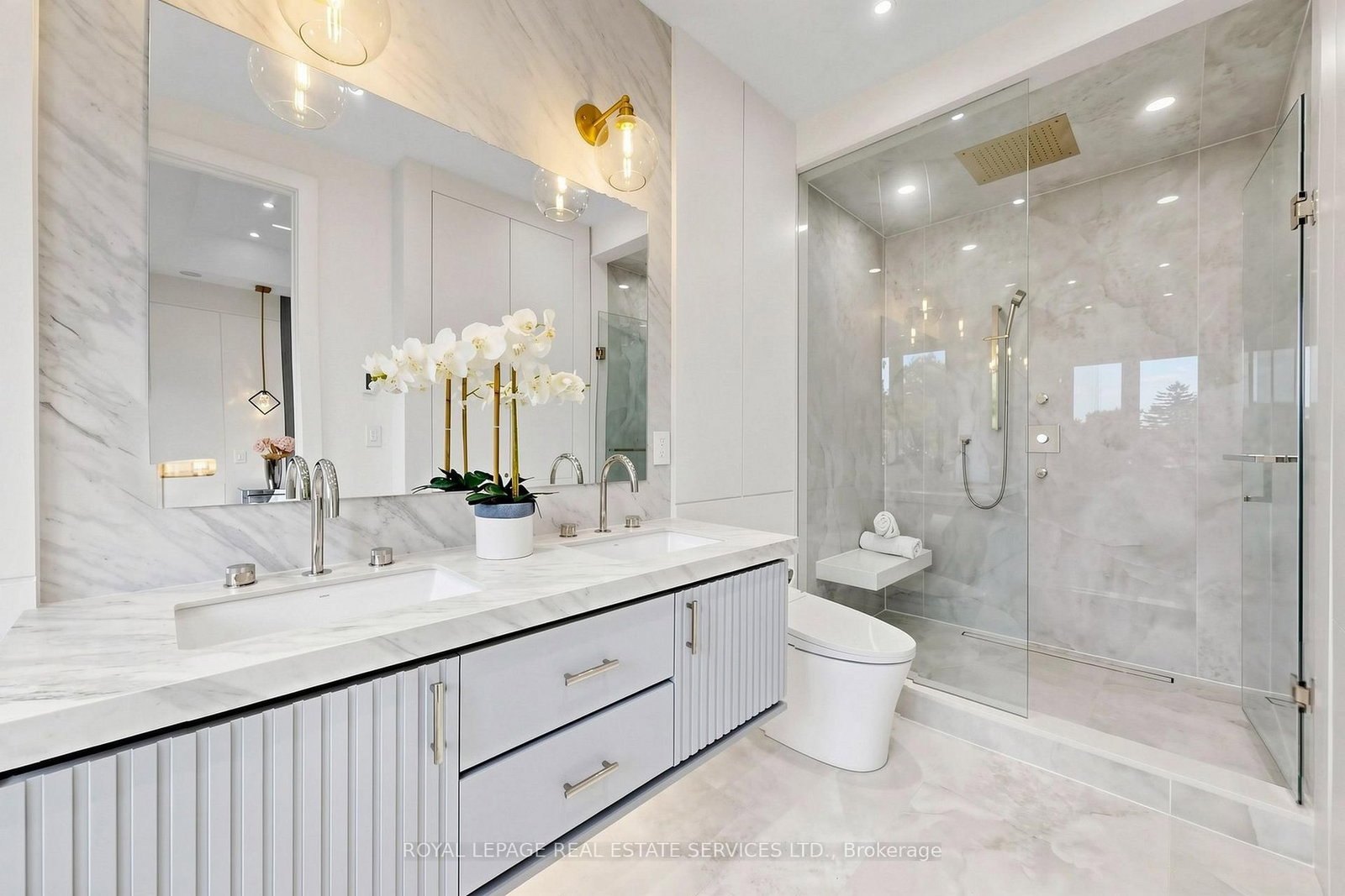 383 Melrose Avenue • Toronto, ON photo 23