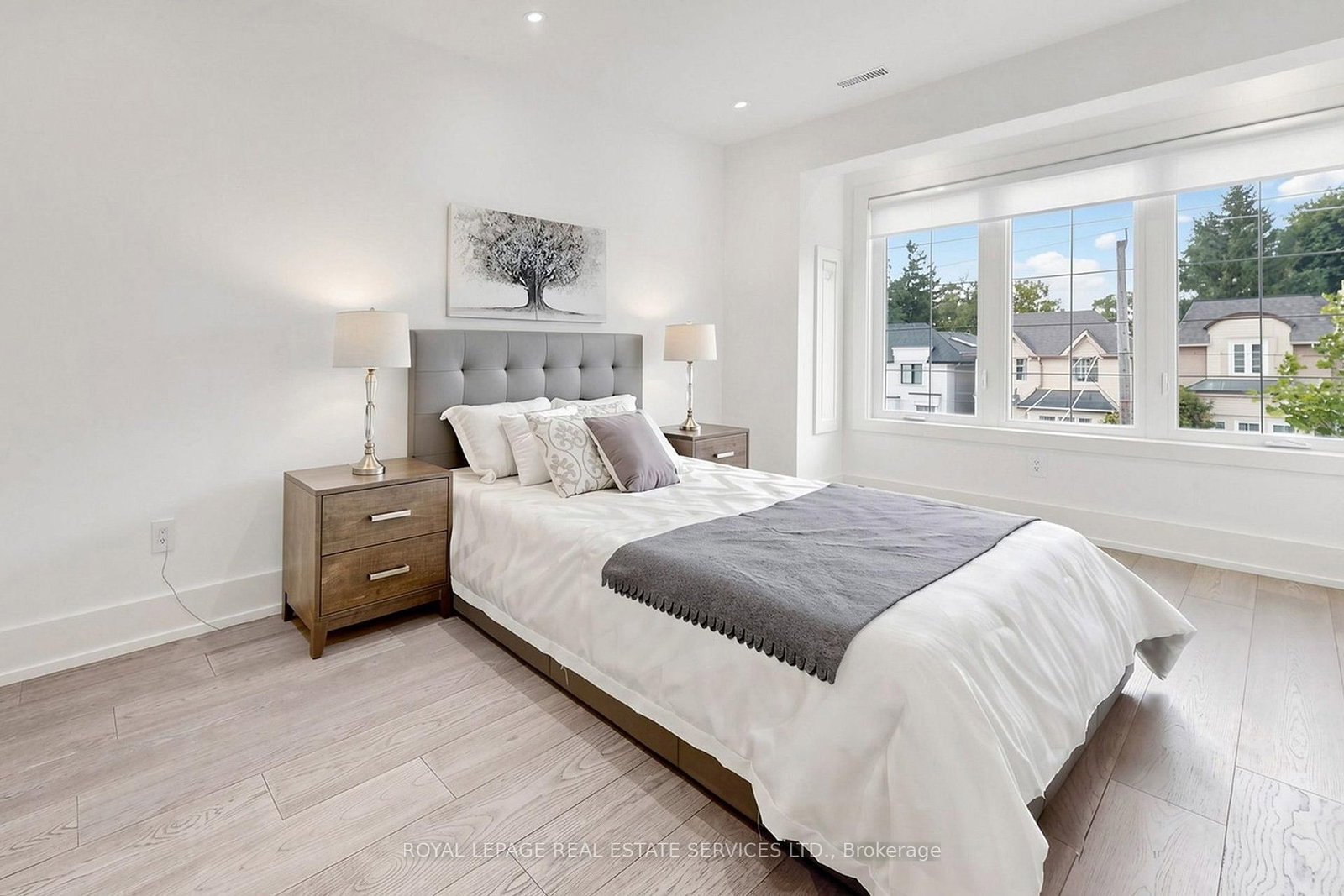 383 Melrose Avenue • Toronto, ON photo 26