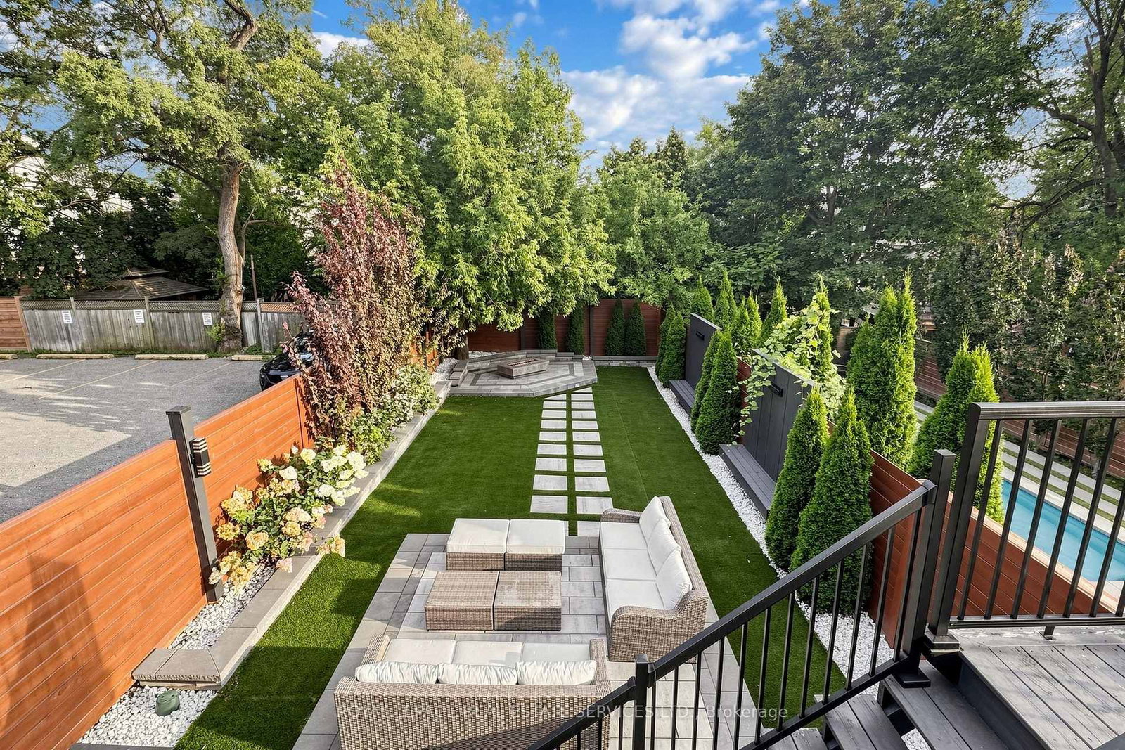 383 Melrose Avenue • Toronto, ON photo 39