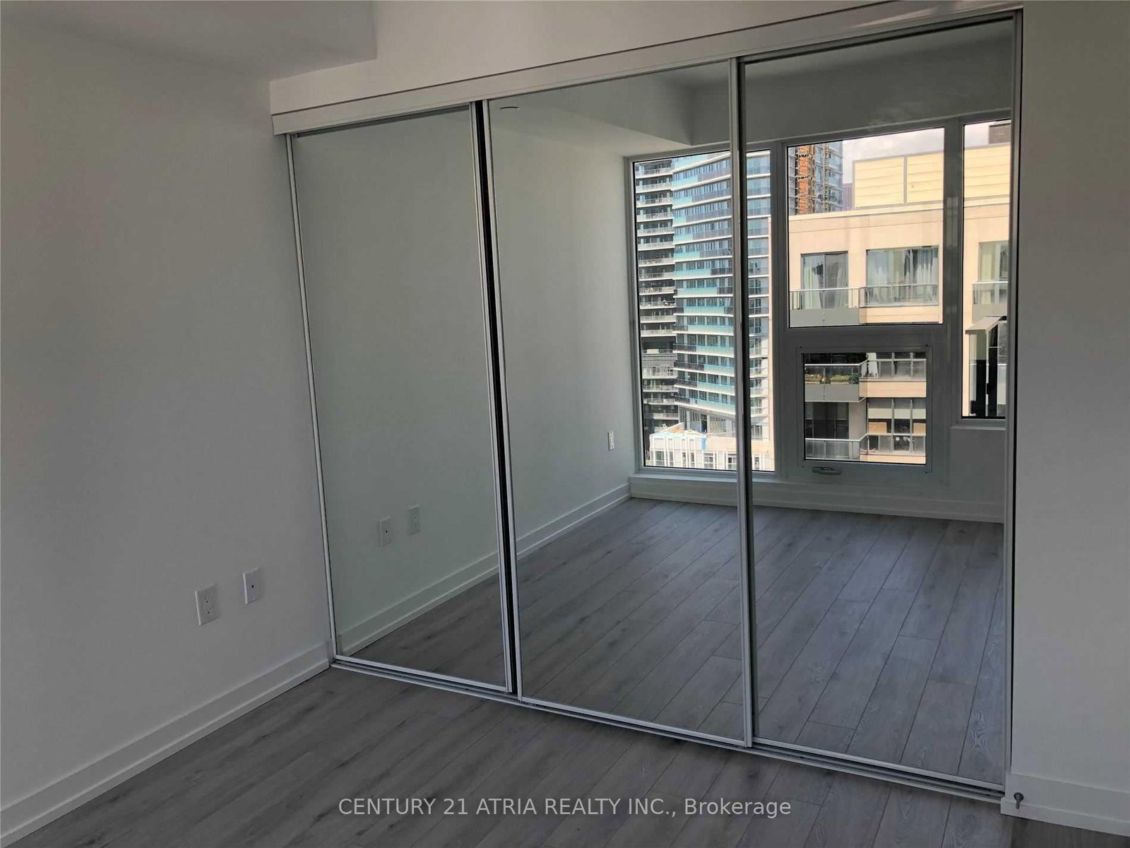 77 Shuter Toronto,ON M5B 0B8 — Photo 14