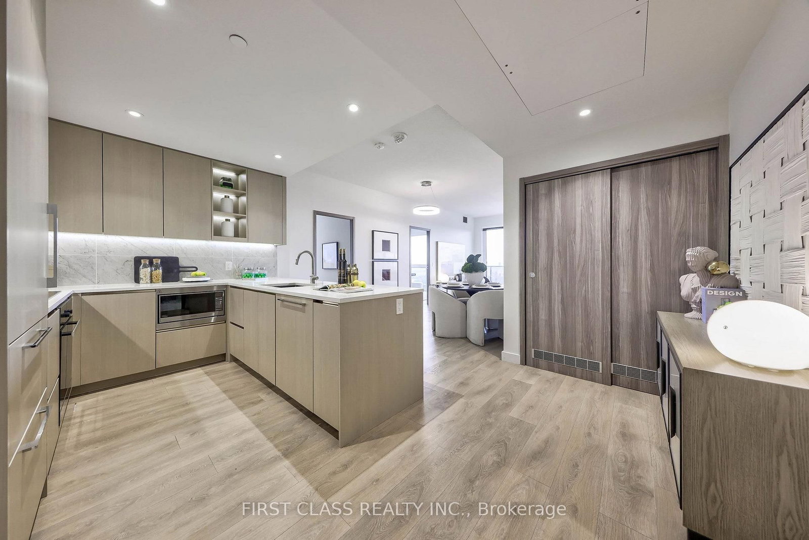 85 Mcmahom Drive • #2902 • Toronto, ON photo 8