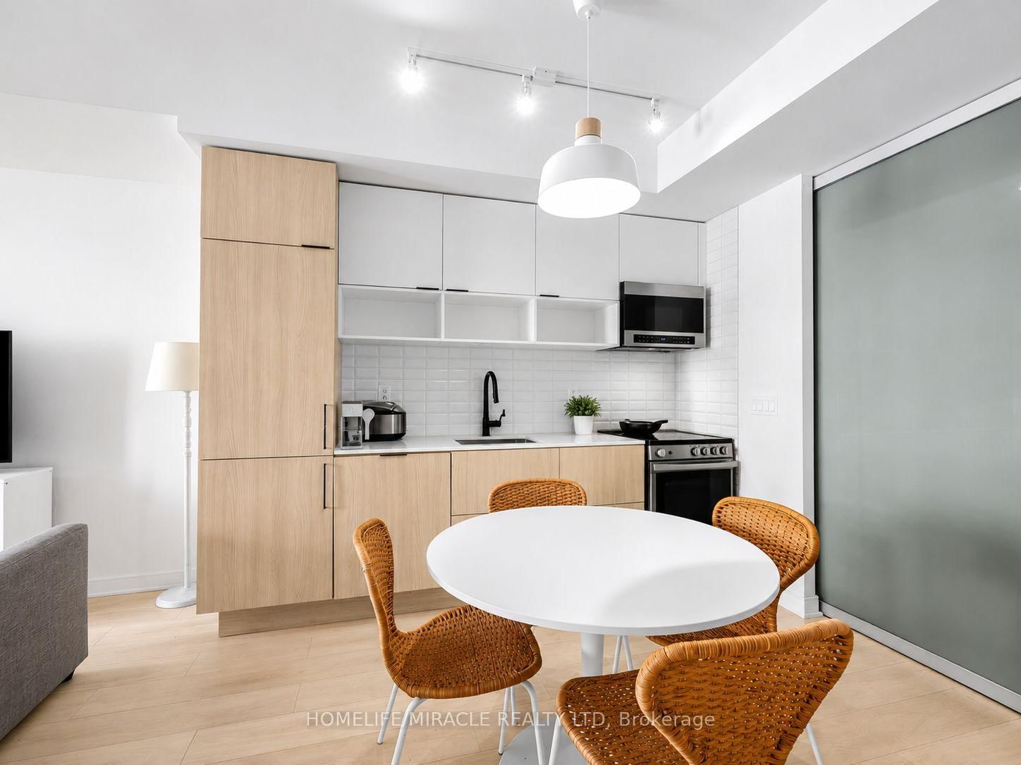 35 Rolling Mills Road • #N808 • Toronto, ON photo 8