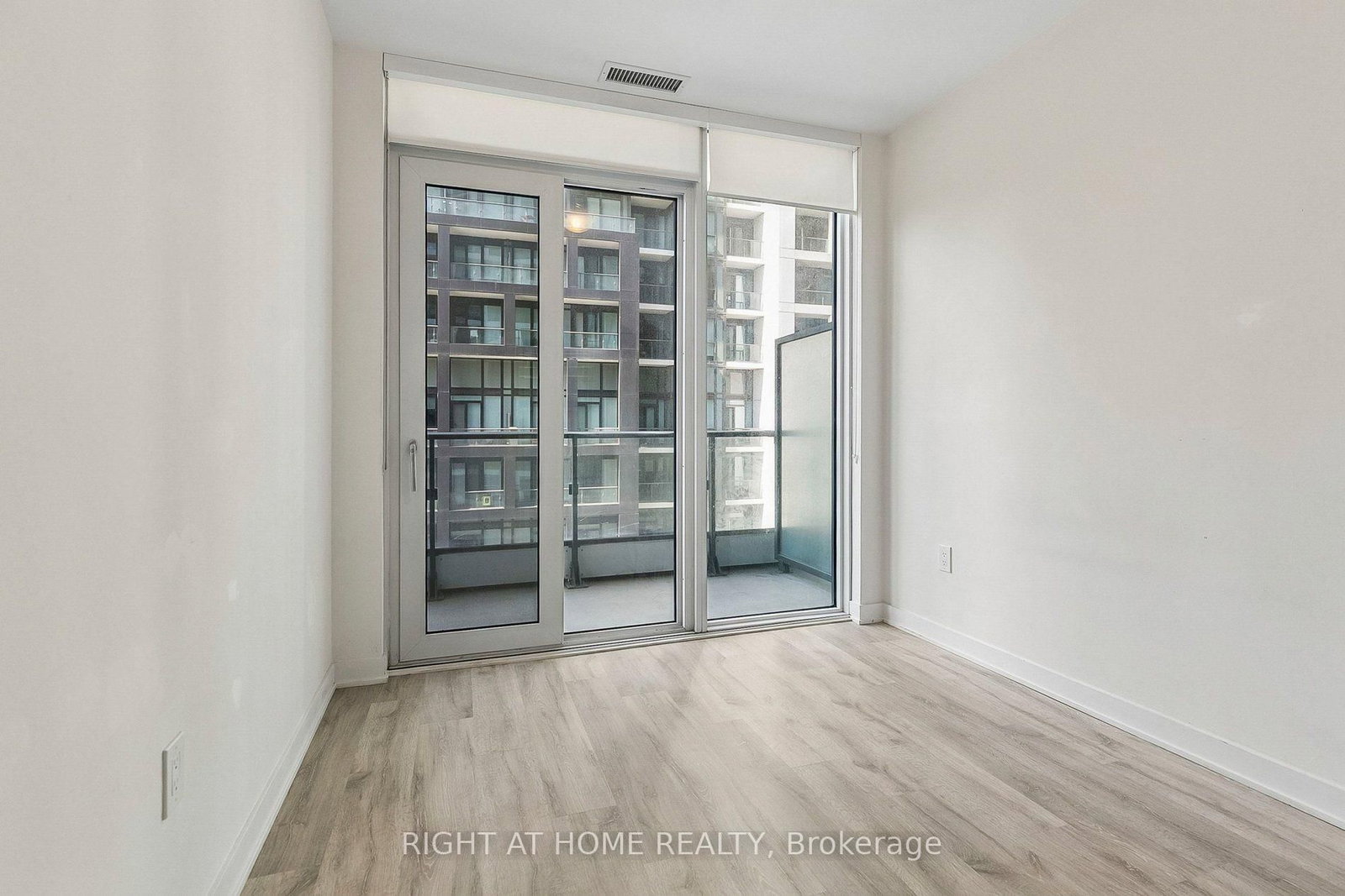 60 Princess Street • #447 • Toronto, ON photo 11
