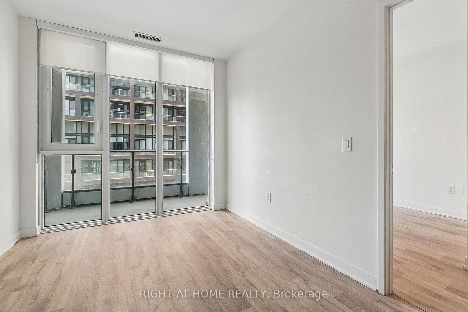 60 Princess Street • #447 • Toronto, ON photo 4