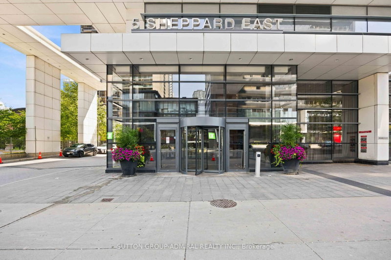 2825 - 5 Sheppard Avenue E