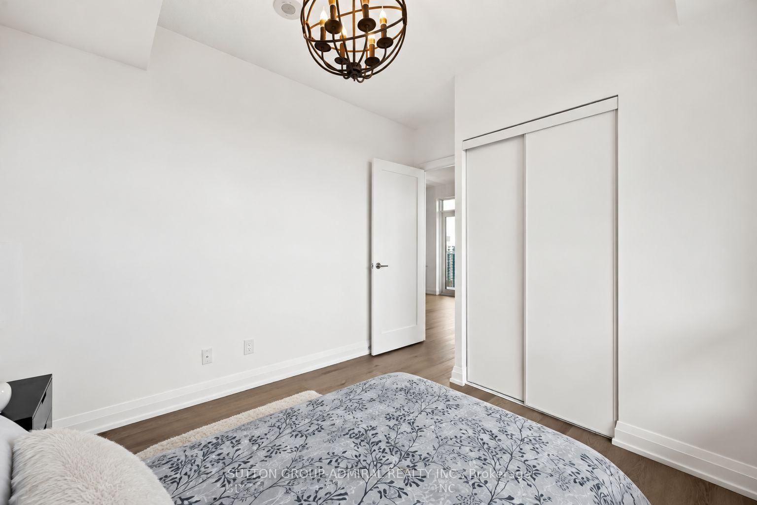 5 Sheppard Avenue E • #2825 • Toronto, ON photo 25