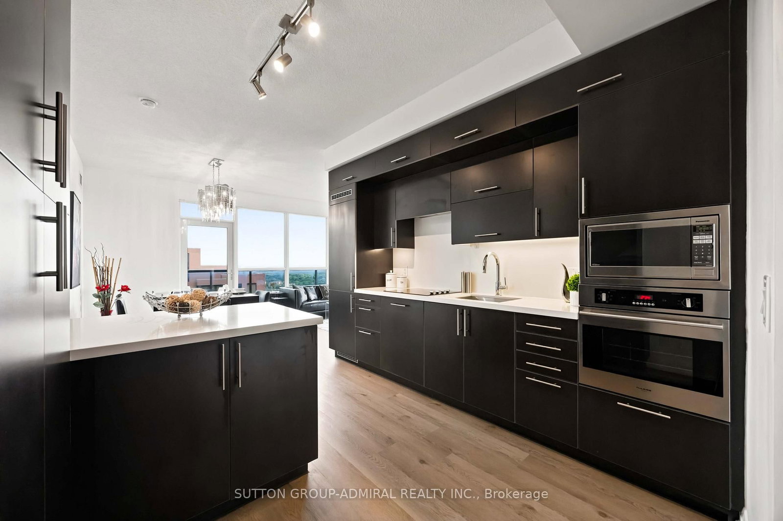 5 Sheppard Avenue E • #2825 • Toronto, ON photo 4
