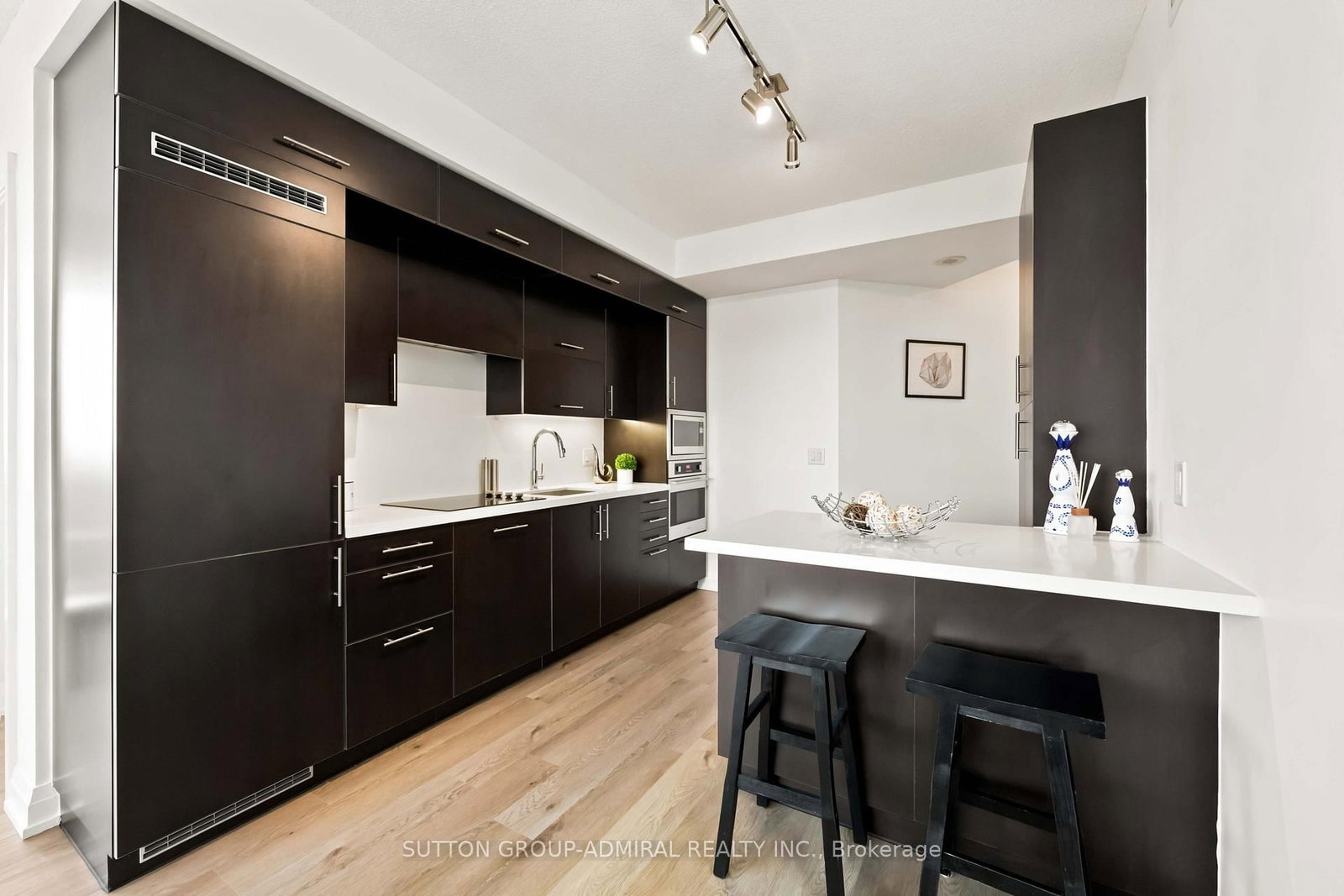 5 Sheppard Avenue E • #2825 • Toronto, ON photo 6
