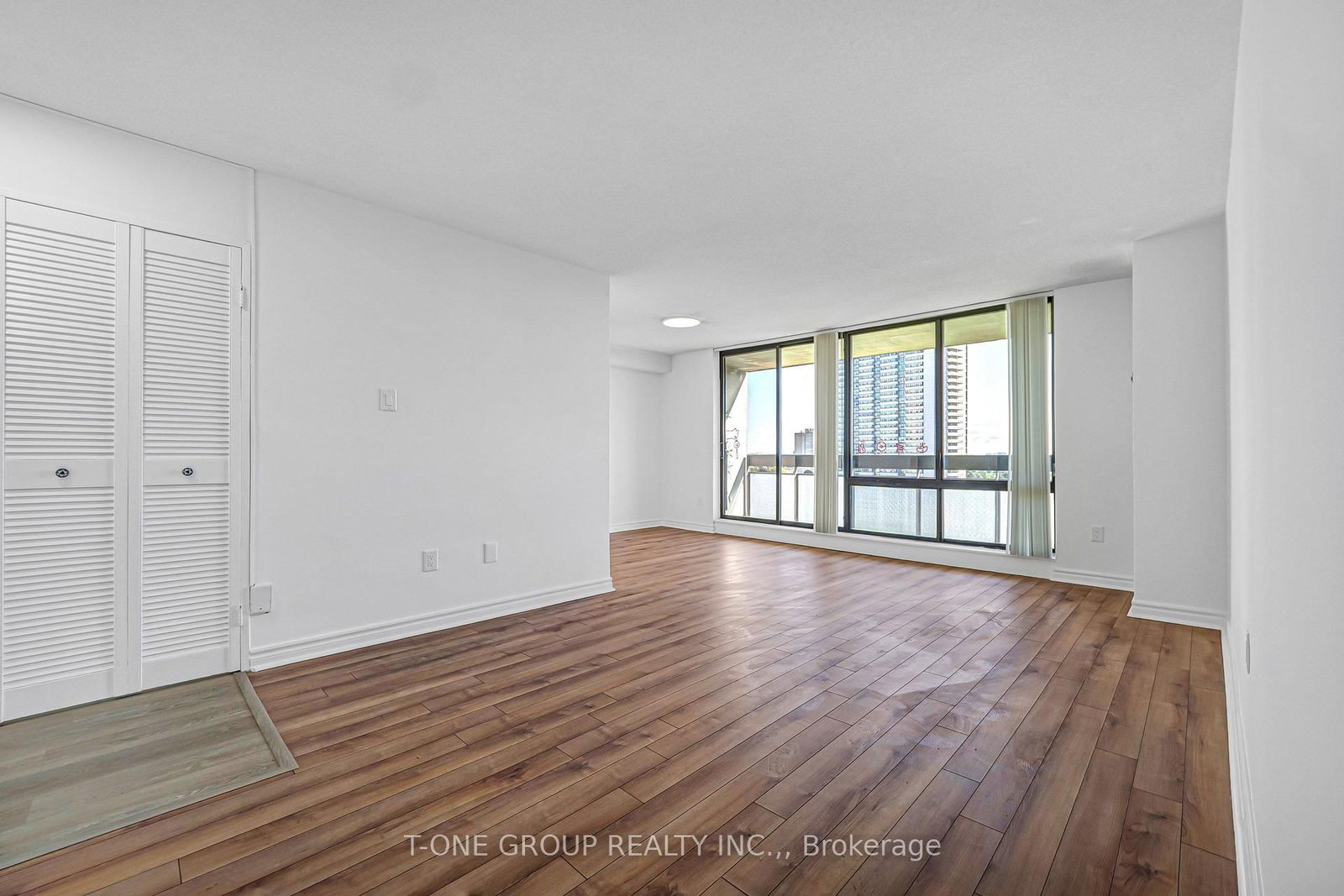 350 Seneca Hill Drive • #1511 • Toronto, ON photo 10