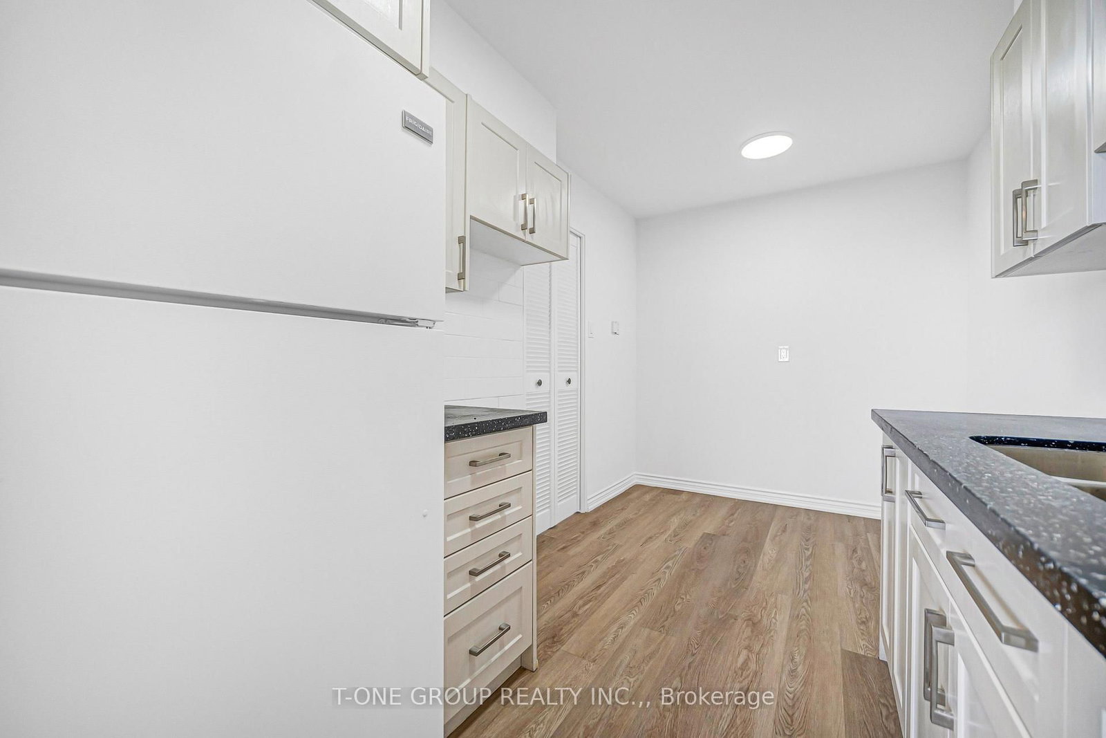 350 Seneca Hill Drive • #1511 • Toronto, ON photo 18