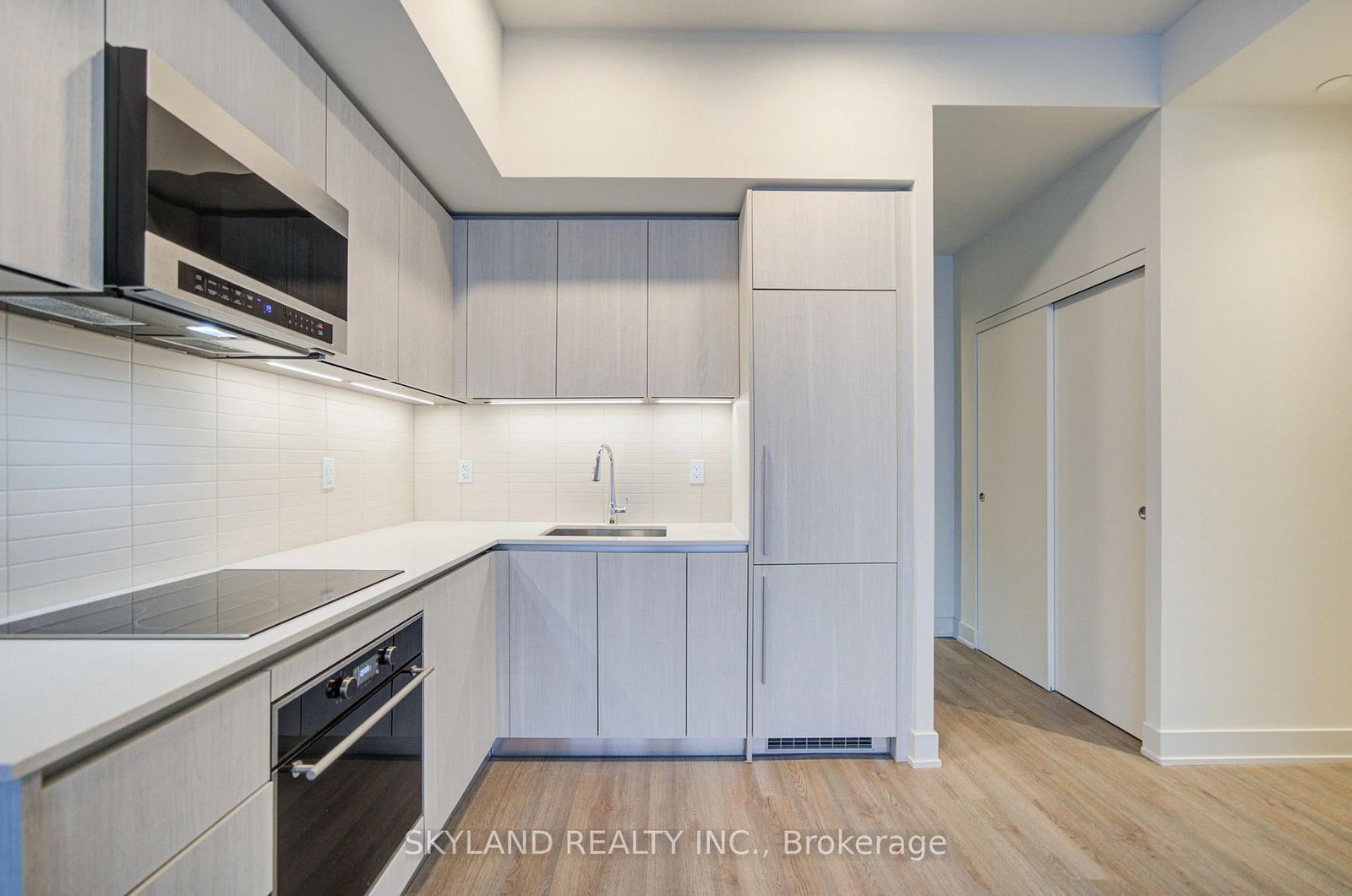 8 Cumberland Street • #4305 • Toronto, ON photo 21