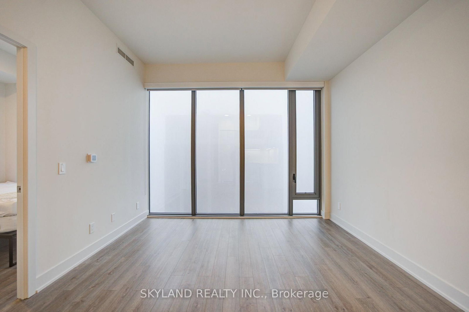 8 Cumberland Street • #4305 • Toronto, ON photo 24