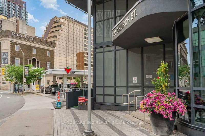 3201 - 825 Church Street