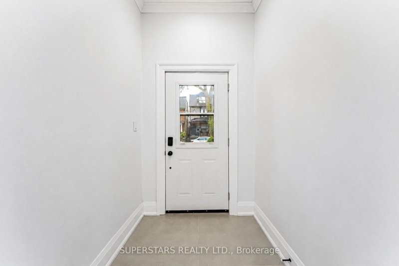 105 Bellwoods Avenue