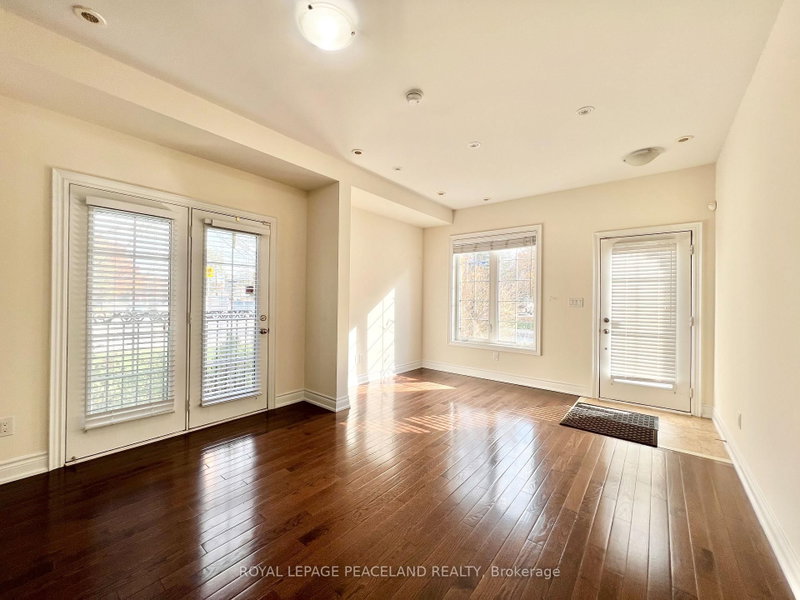 82 Hargrave Lane
