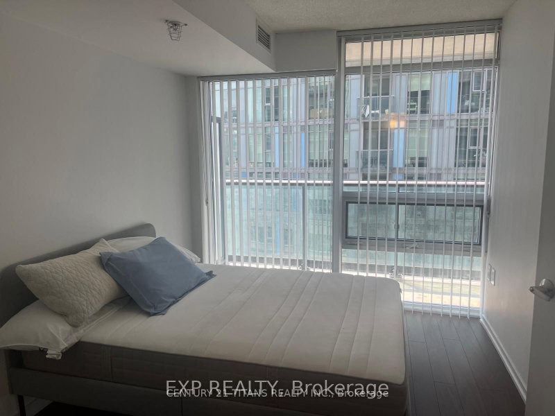 36 Lisgar St photo 5