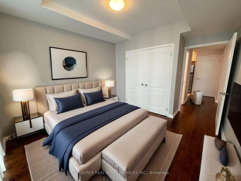 PH05 - 263 Wellington Street W