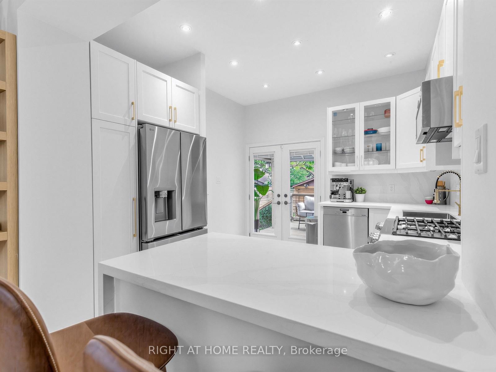 170 Margueretta Street • Toronto, ON photo 17