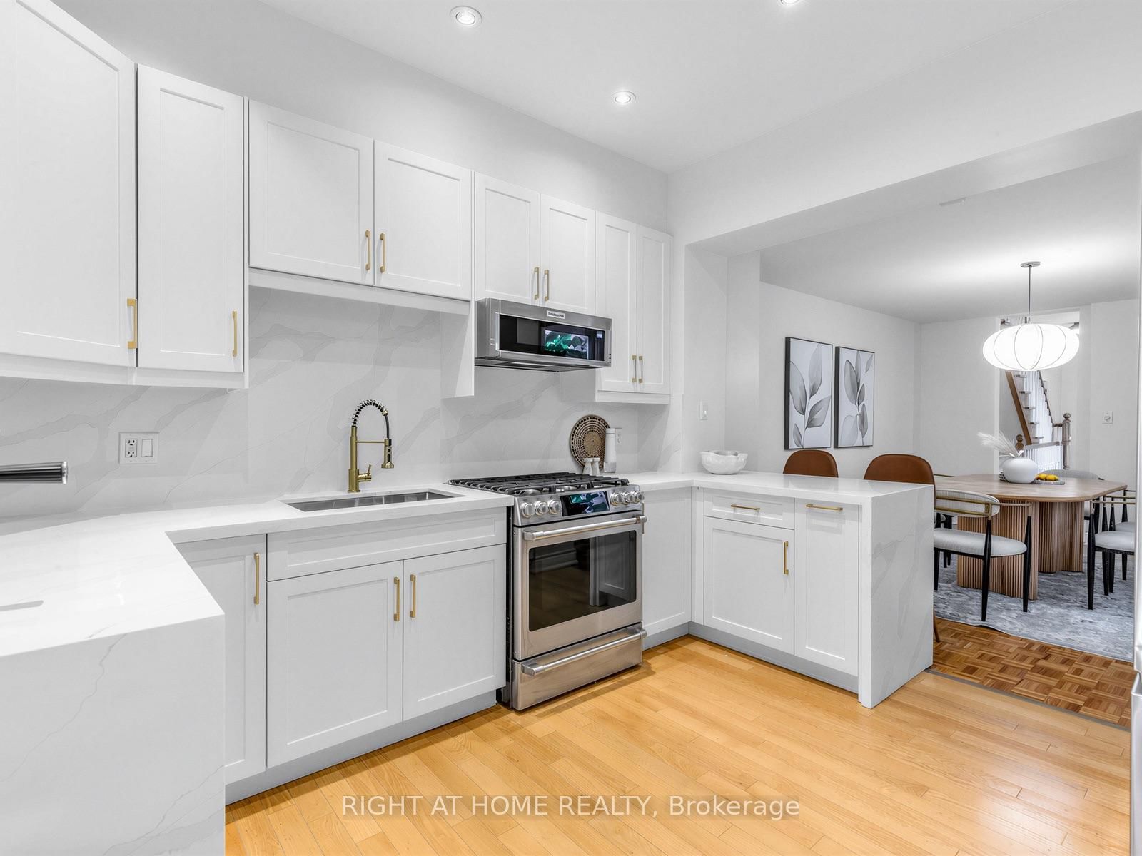 170 Margueretta Street • Toronto, ON photo 18