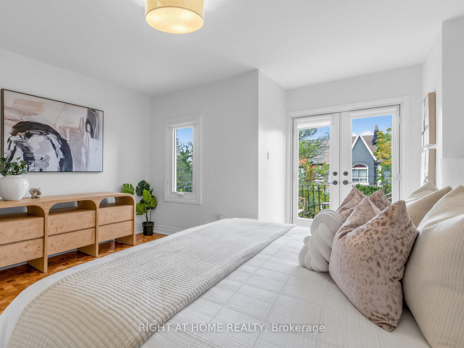 170 Margueretta Street • Toronto, ON photo 27