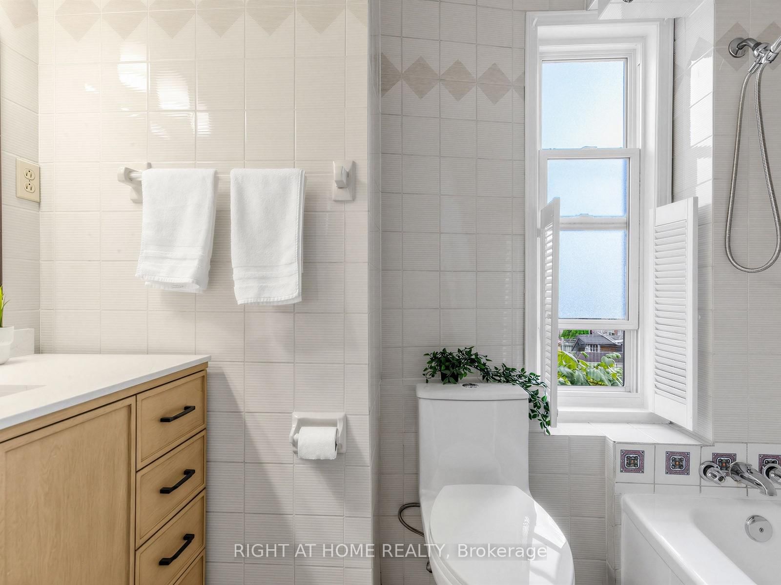 170 Margueretta Street • Toronto, ON photo 30
