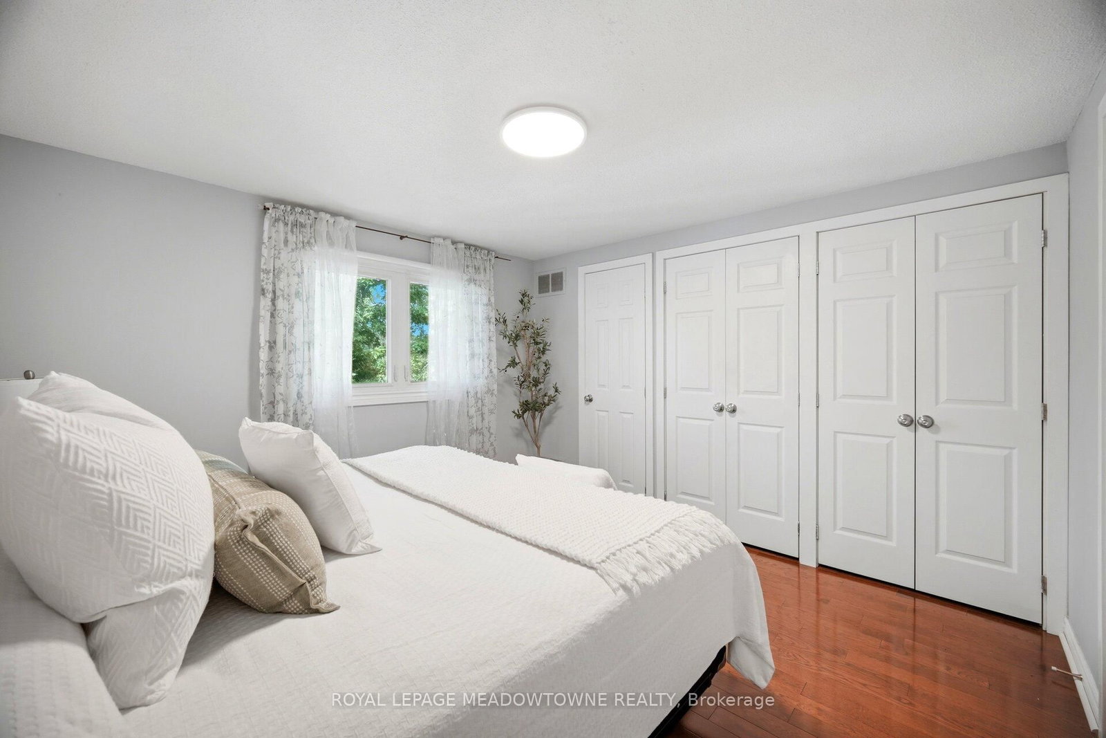 16 Dutch Myrtle Way • Toronto, ON photo 29