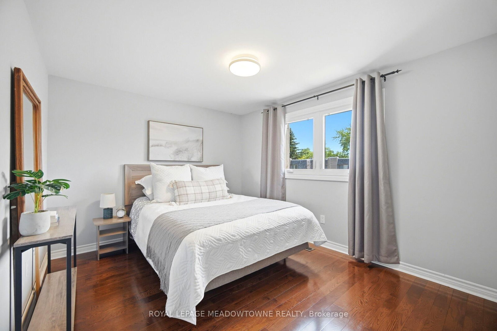 16 Dutch Myrtle Way • Toronto, ON photo 33