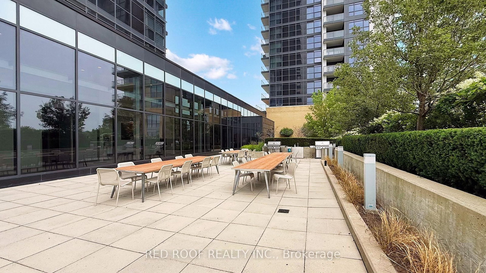 33 Singer Court • #711 • Toronto, ON photo 25