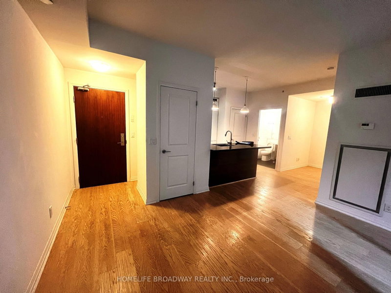 907 - 8 Mercer Street