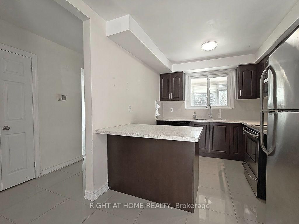 182 McNicoll Avenue • Toronto, ON photo 15